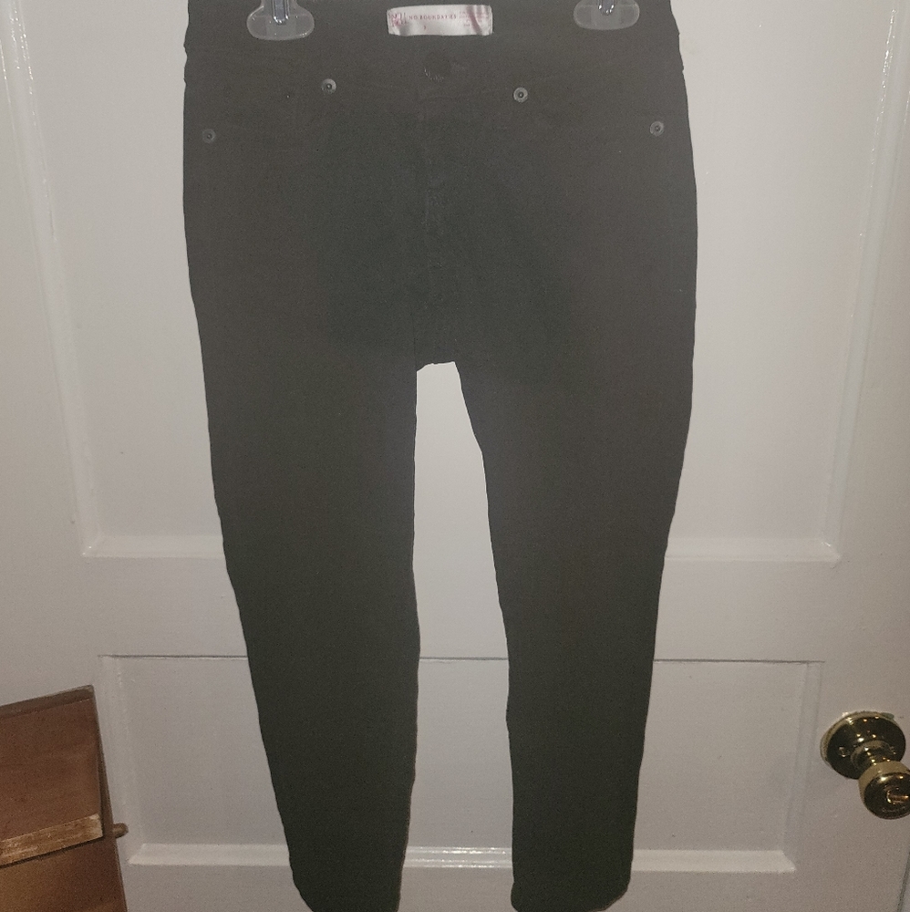 No Boundaries jegging capris pants